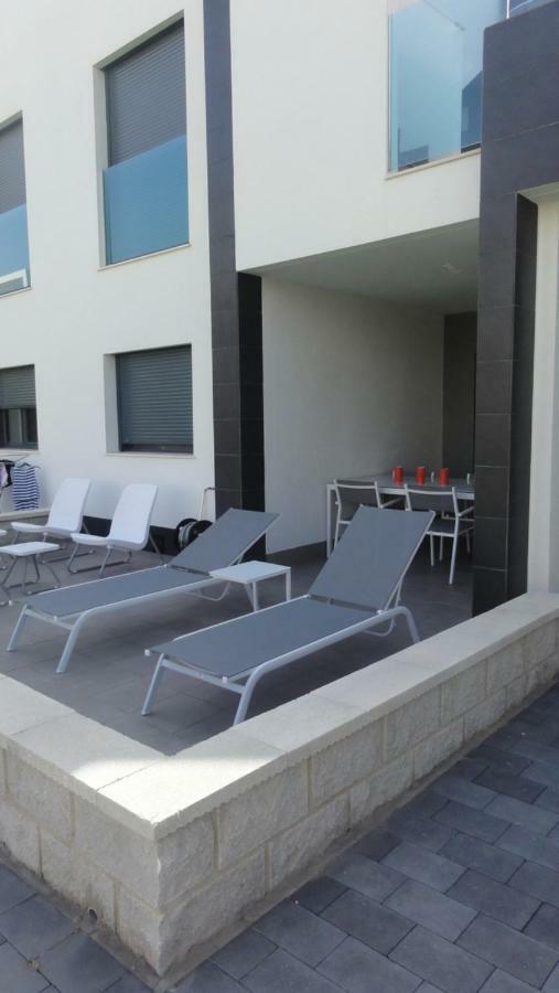 شقة Oasis Beach 5 أوريويلا المظهر الخارجي الصورة