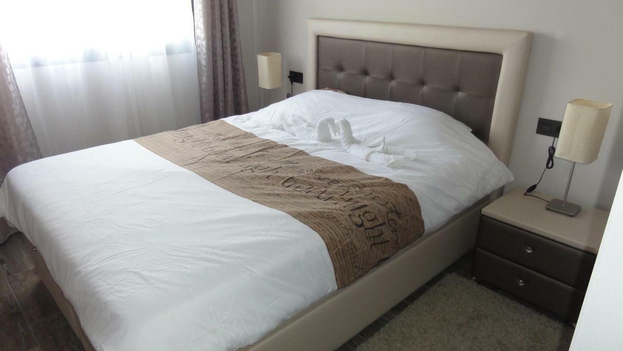 شقة Oasis Beach 5 أوريويلا المظهر الخارجي الصورة