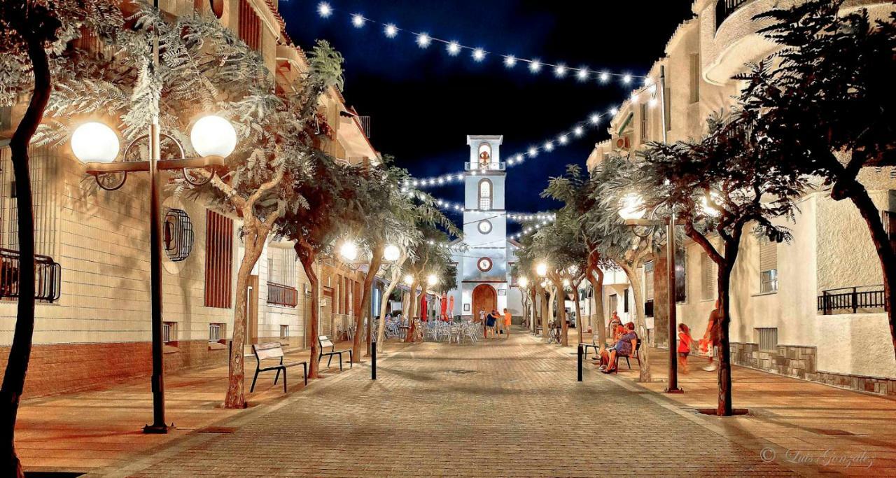 شقة Oasis Beach 5 أوريويلا المظهر الخارجي الصورة